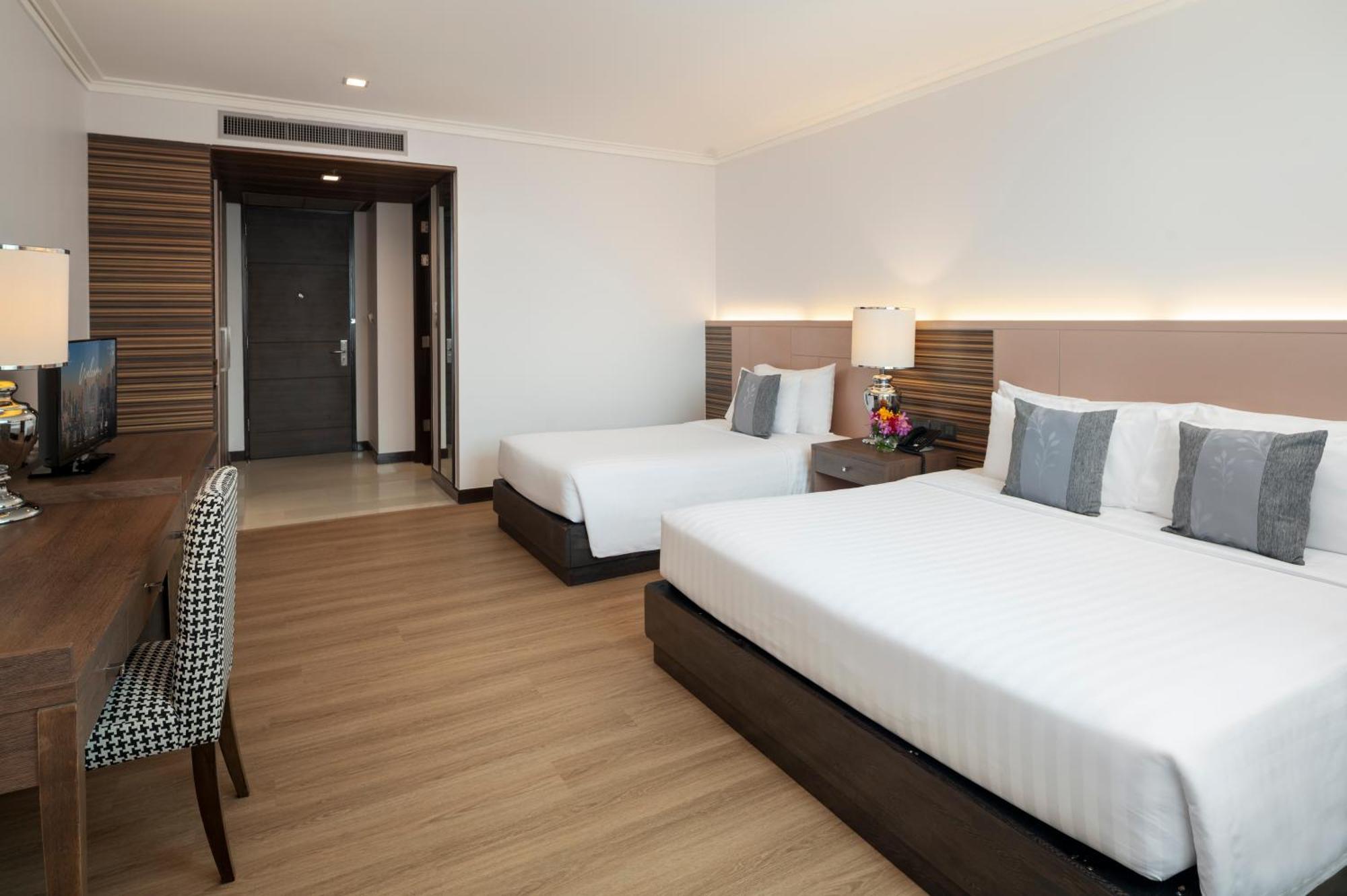 מלון The Berkeley Pratunam 5*